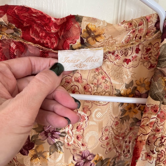 Vintage Floral Women's Robe / Nightgown Set Red and Gold - Picture 9 of 14